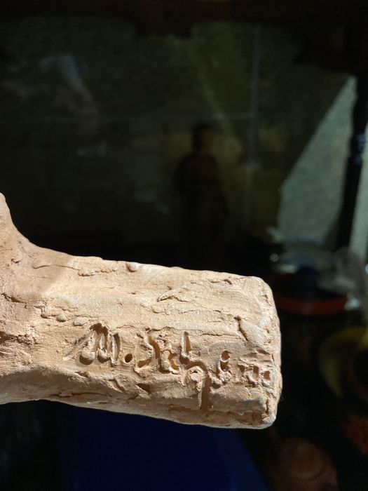 Mão escultura barro da famosa Margarida Schimmelpfennig Assinado 21 cm