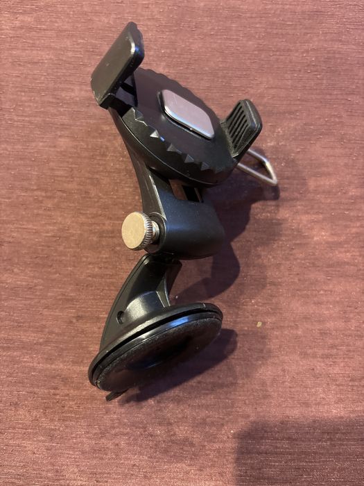 Uniwersalny Uchwyt Samochodowy Na Kokpit Oraz Szybę