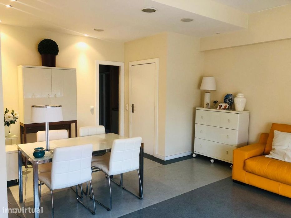 Apartamento T4 Porto - Gonçalo Cristovão