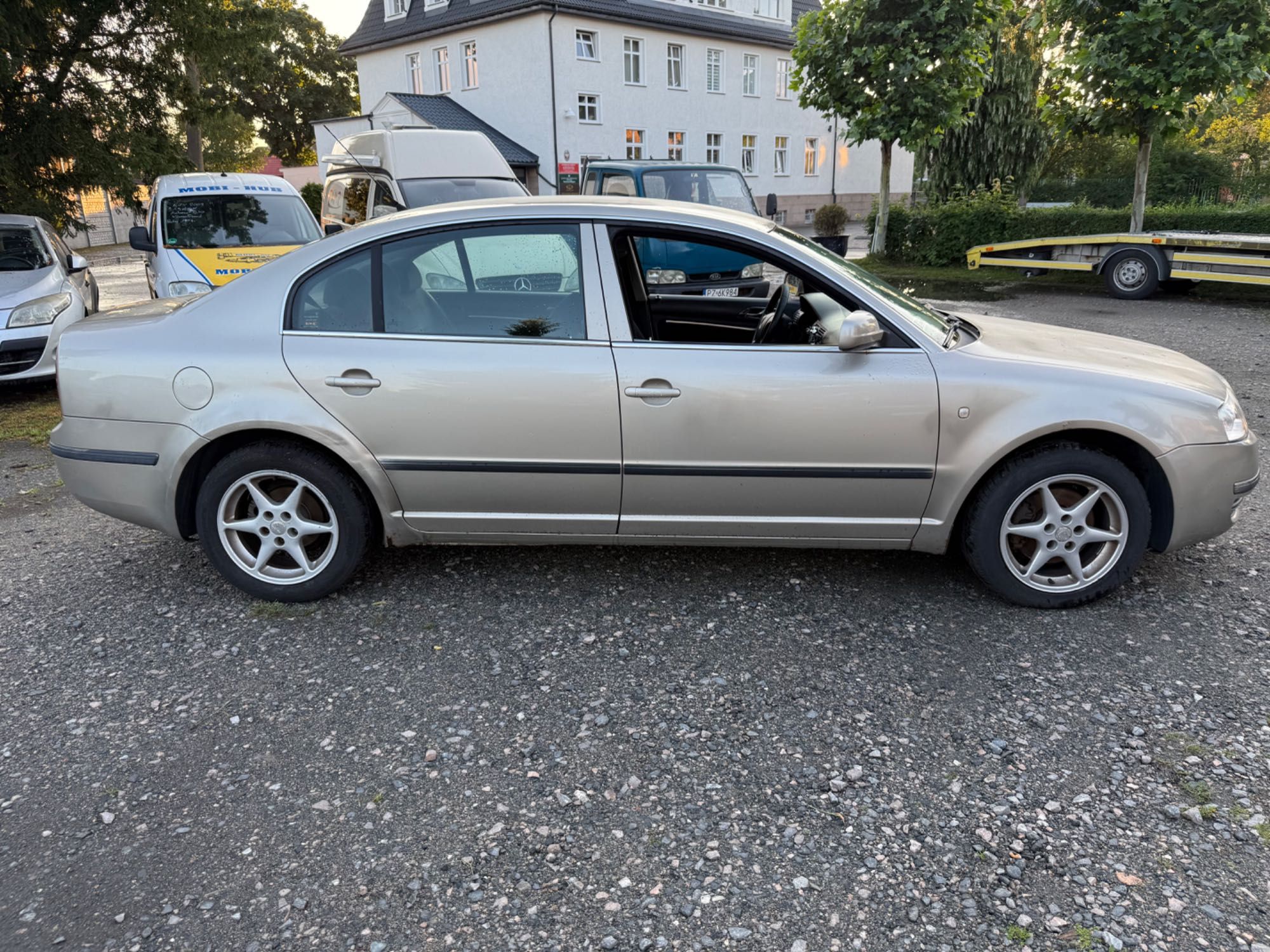 Skoda superb 2.0 TDI Navi/klima