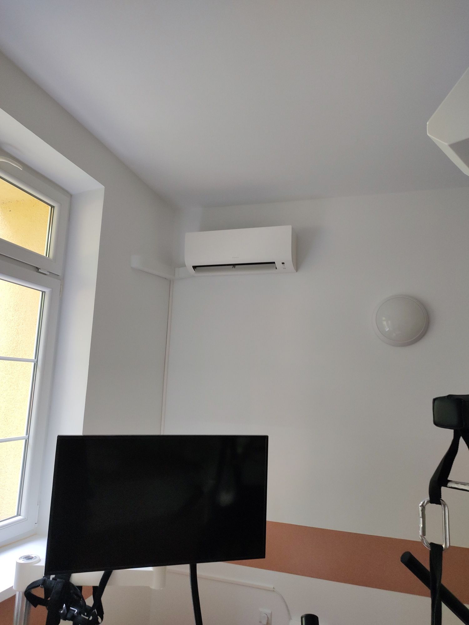 Klimatyzator Daikin FTXF  3.5 kW z montażem