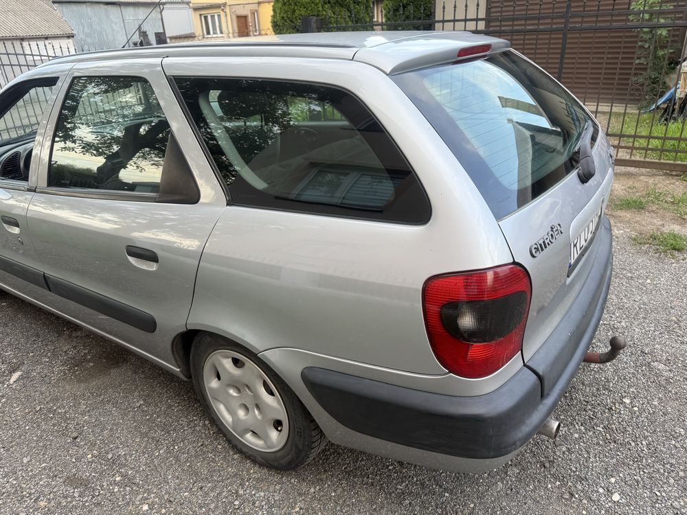 Samochód osobowy citroen xsara