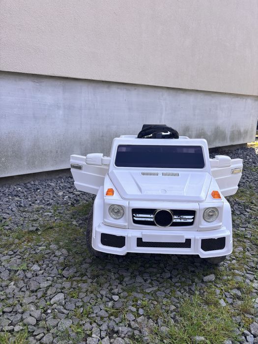 Продаю дитячу машину б/у