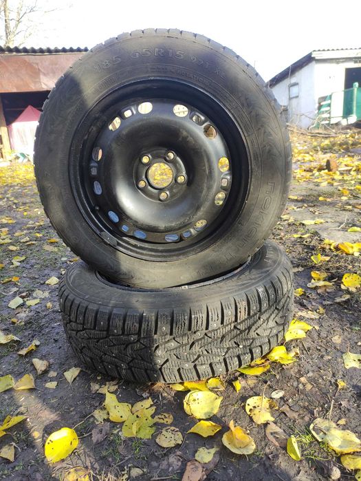 Зимова шипована гума