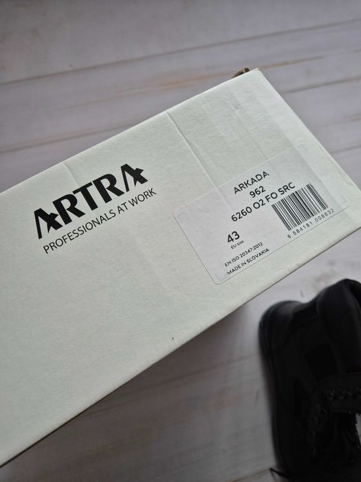 Nowe buty obuwie robocze trzewiki arkada 43