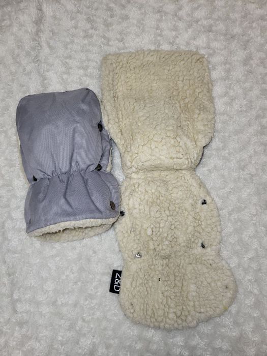 Рукавиці, муфти  на коляску, санчата сірі та блакитні