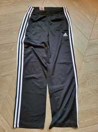 Spodnie dresowe Adidas r. 140