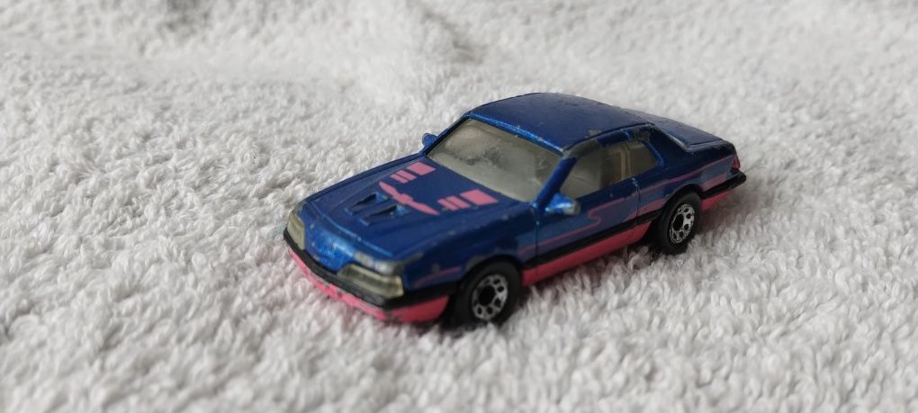 Matchbox t-bird turbo cupe z 1987 r