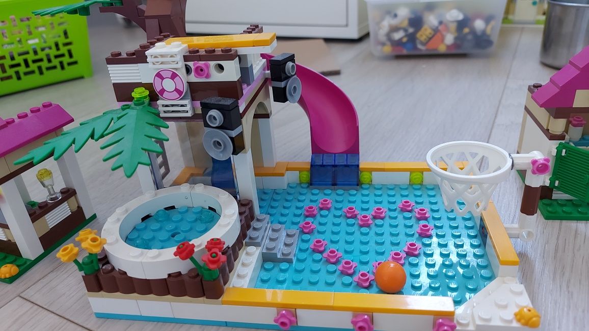 Klocki LEGO 41008 Friends Basen w Heartlake City Pool