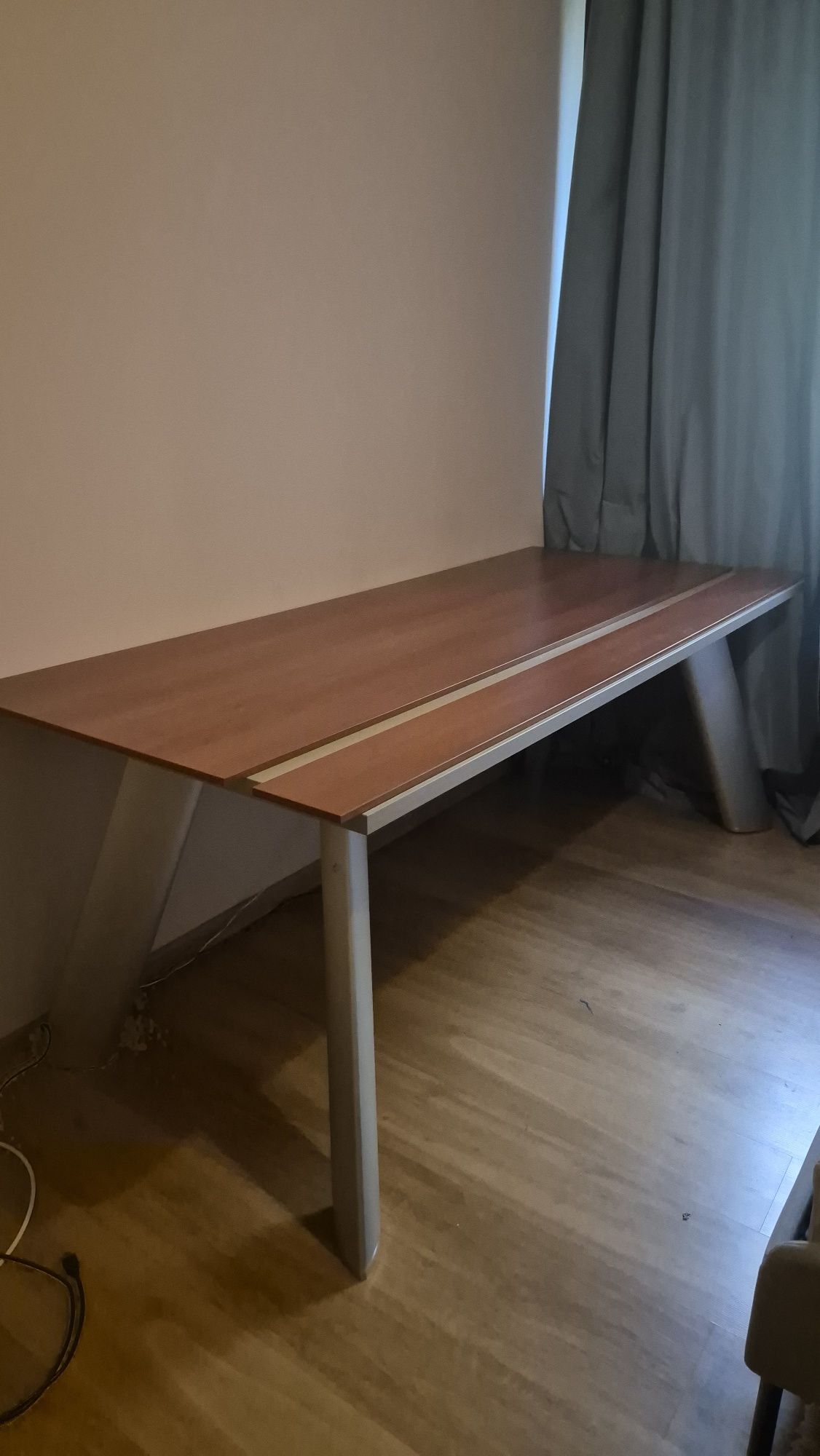 Biurko ikea stan bardzo dobry