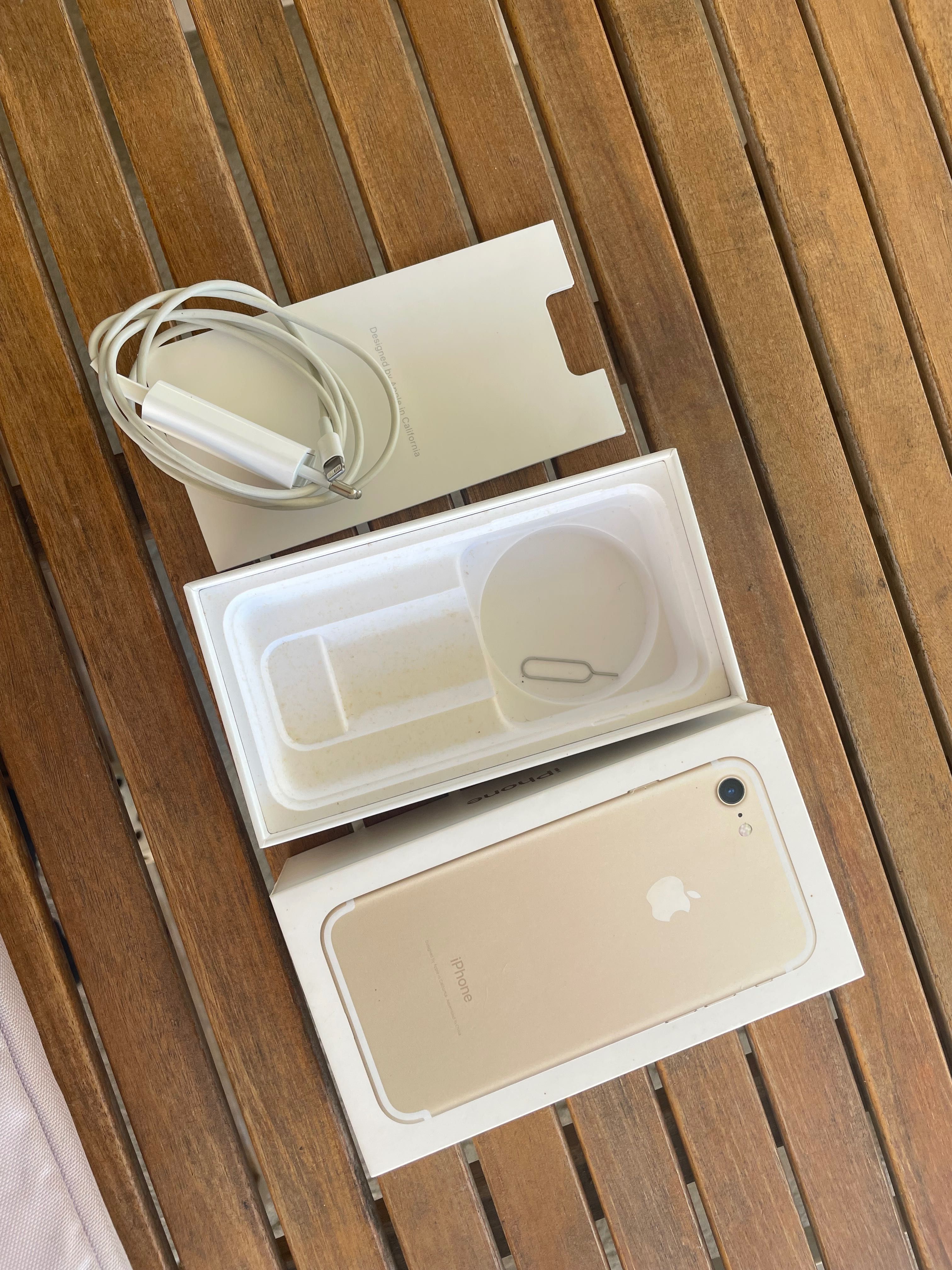 iPhone 7 rosa em ótimo estado