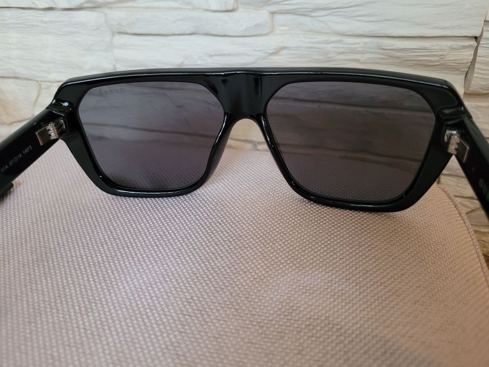 Okulary Przeciwsłoneczne Guess GF5109 01A
