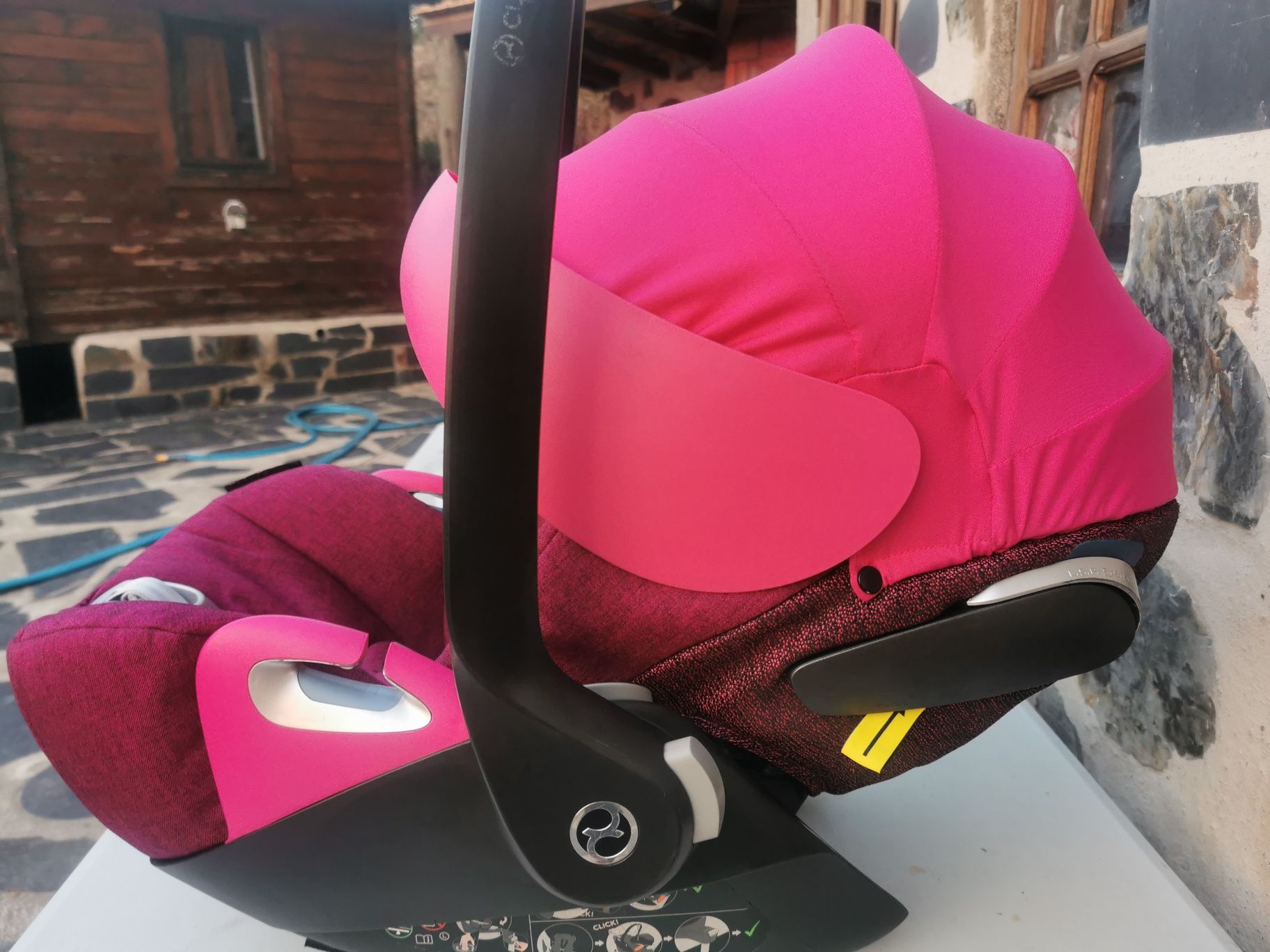 Ovo cybex cloud zi size plus passion pink purple