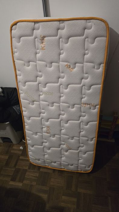 Colchão infantil em ótimo estado