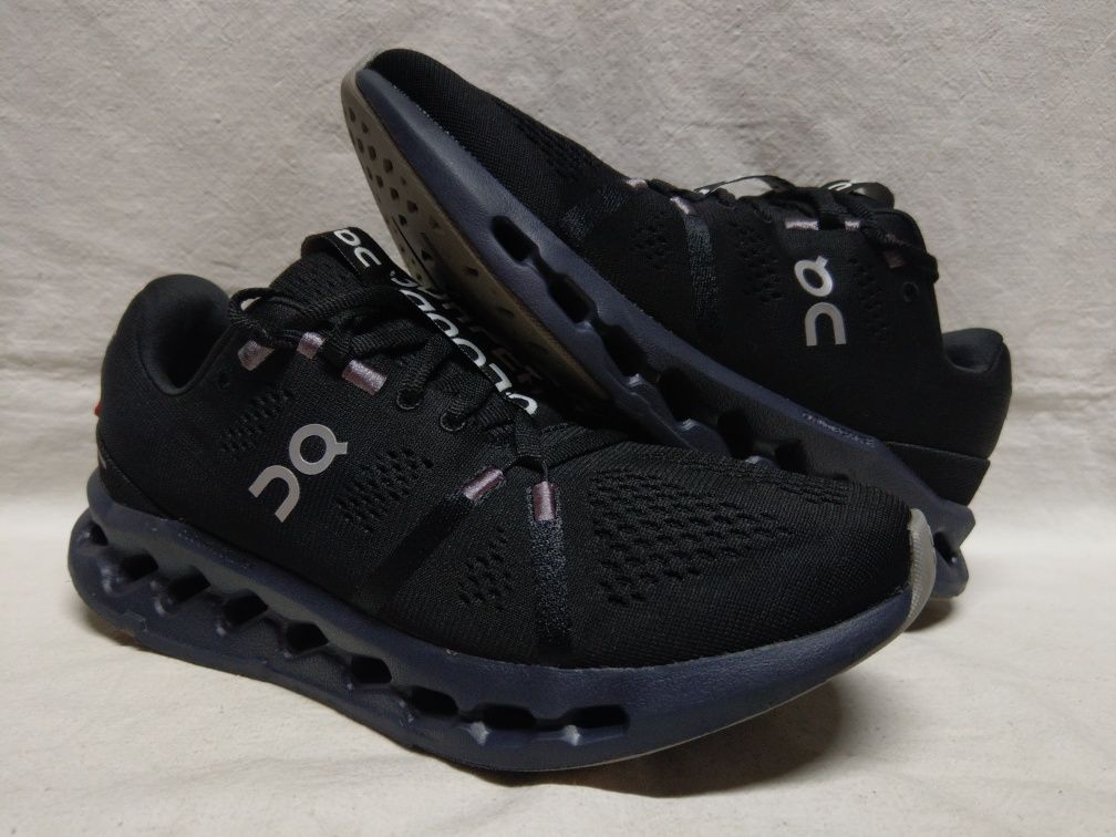 Buty Qc On Running Cloudsurfer 7 rozm. 39