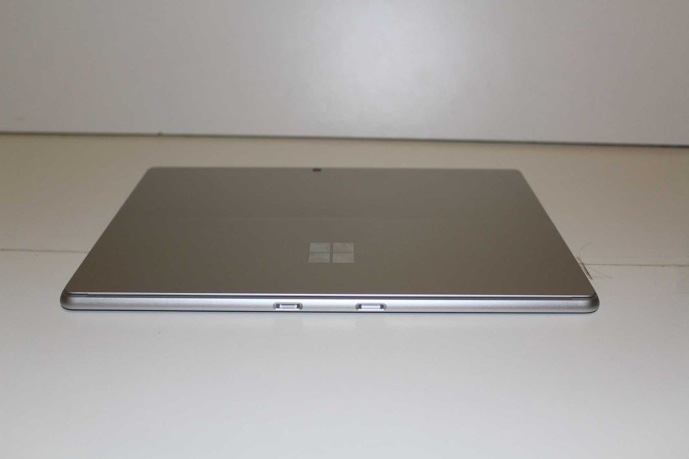 Microsoft Surface Pro 9 i5/16Gb/128Gb/1Tb