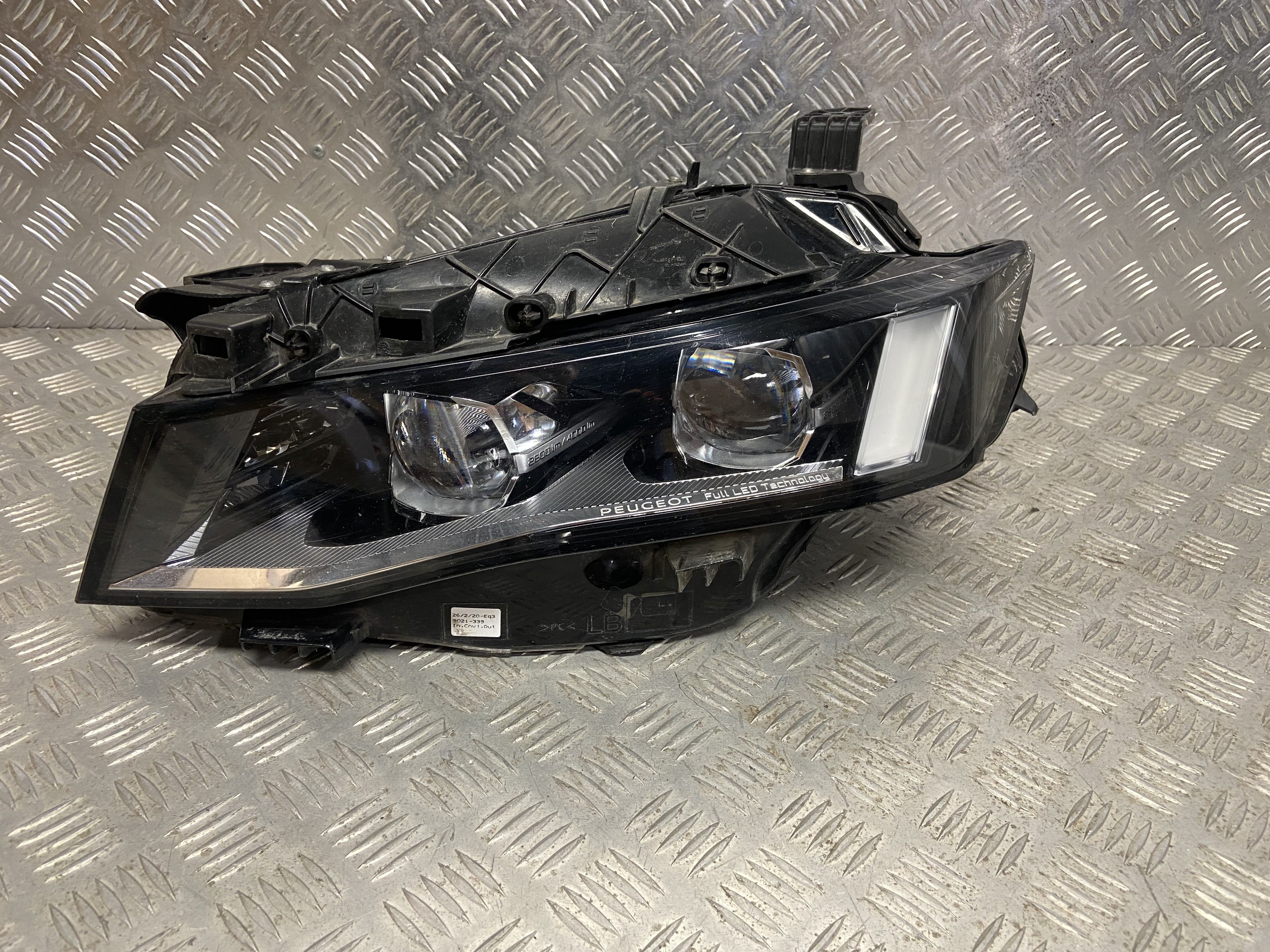 Peugeot 508 ii lampa przód lewy eu full led