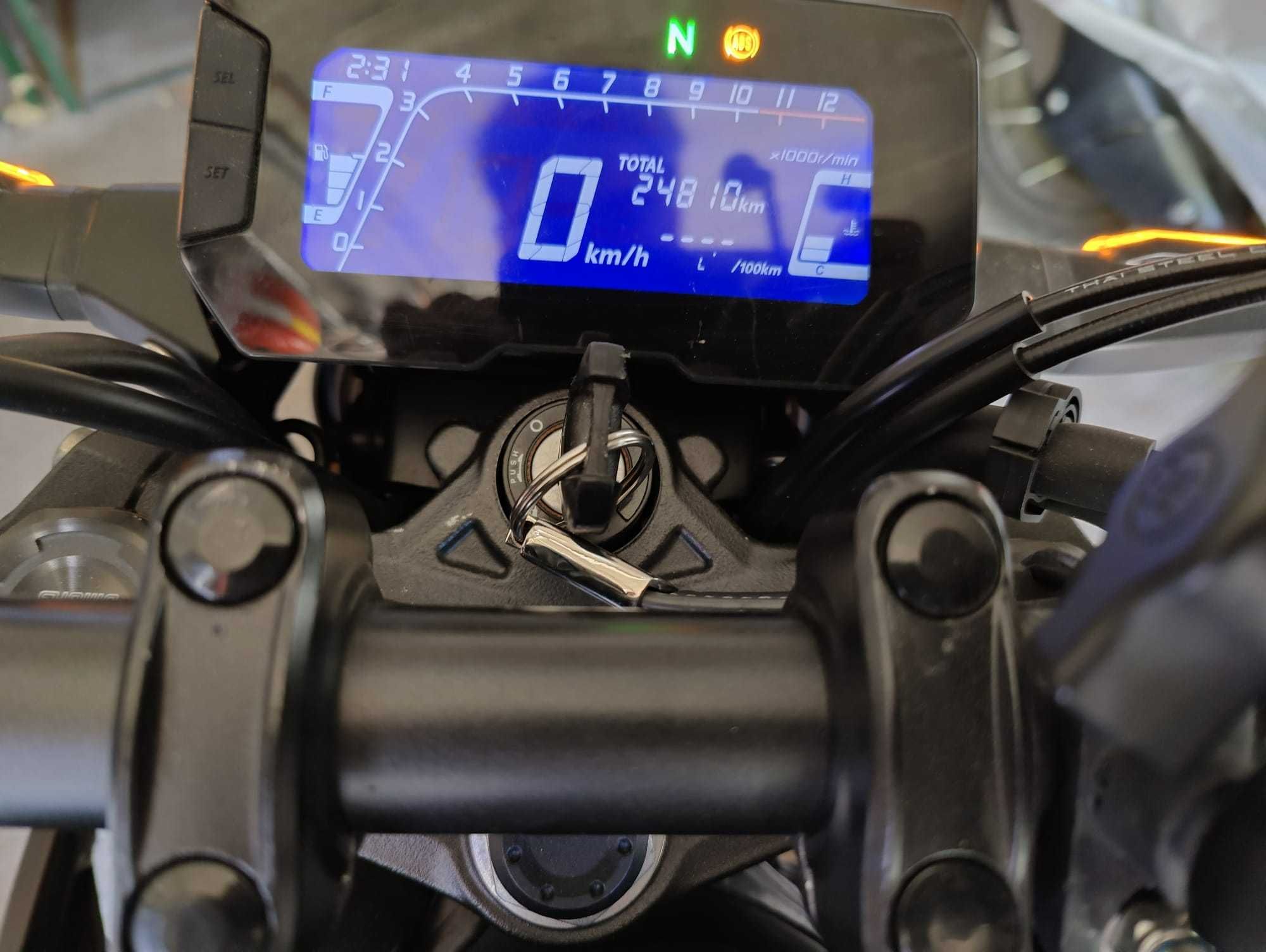 Honda CB300R (2019) EXTRAS