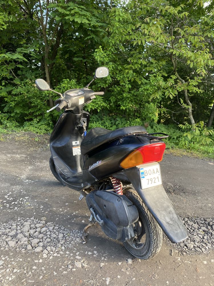 Suzuki lets 2 2000p