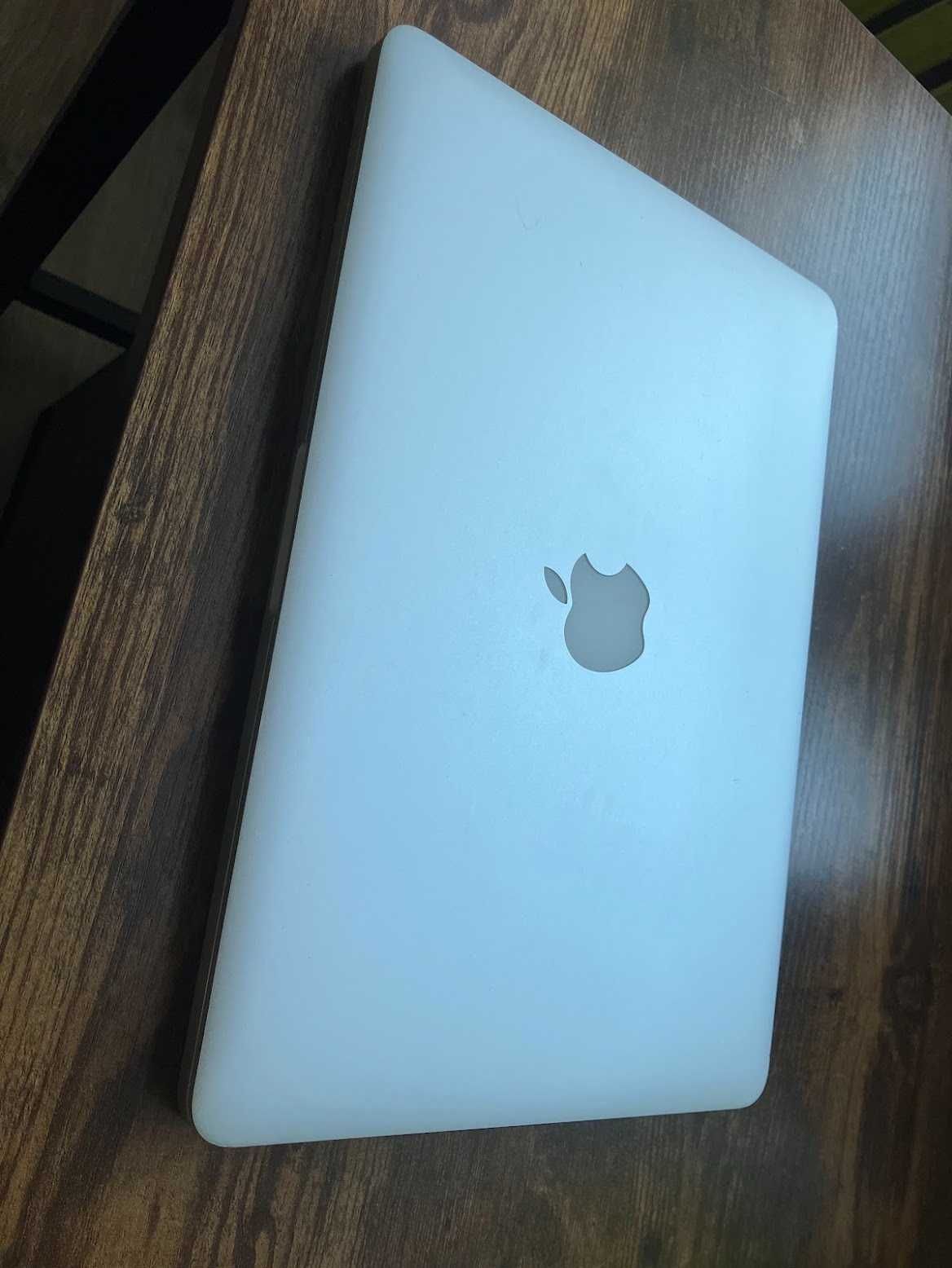 Laptop MacBook Pro 13 Core i5 8GB 256 SSD Retina 2k13-2k15