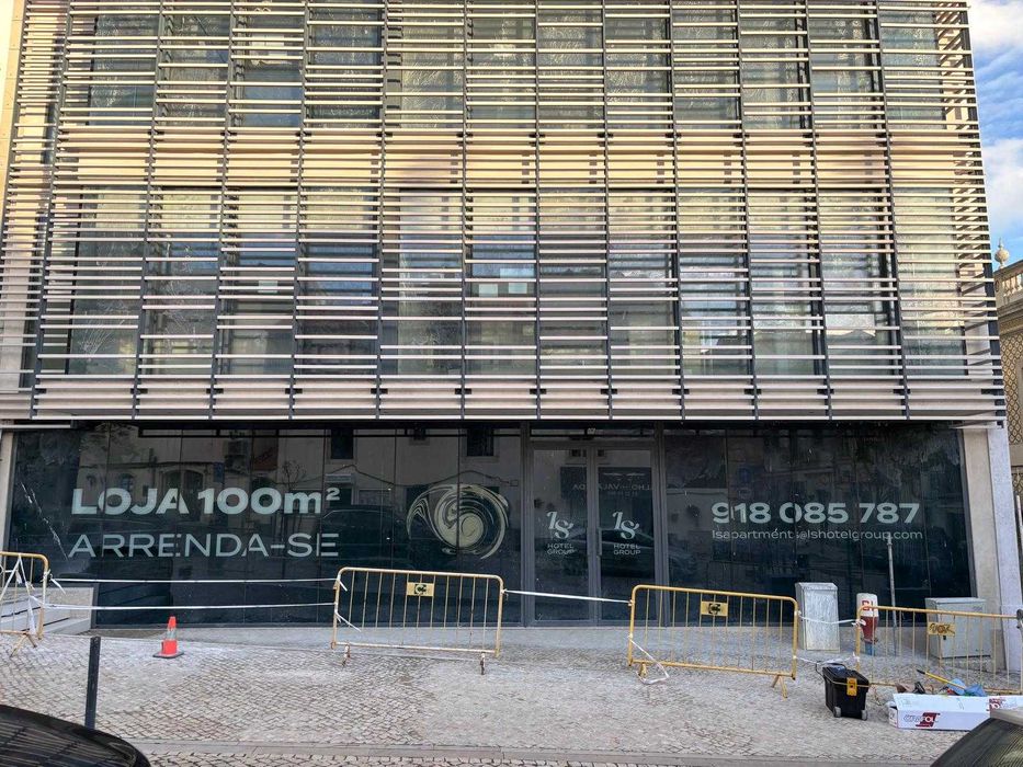 Loja para Arrendamento – 100 m² | Inserida em Hotel 5 Estrelas