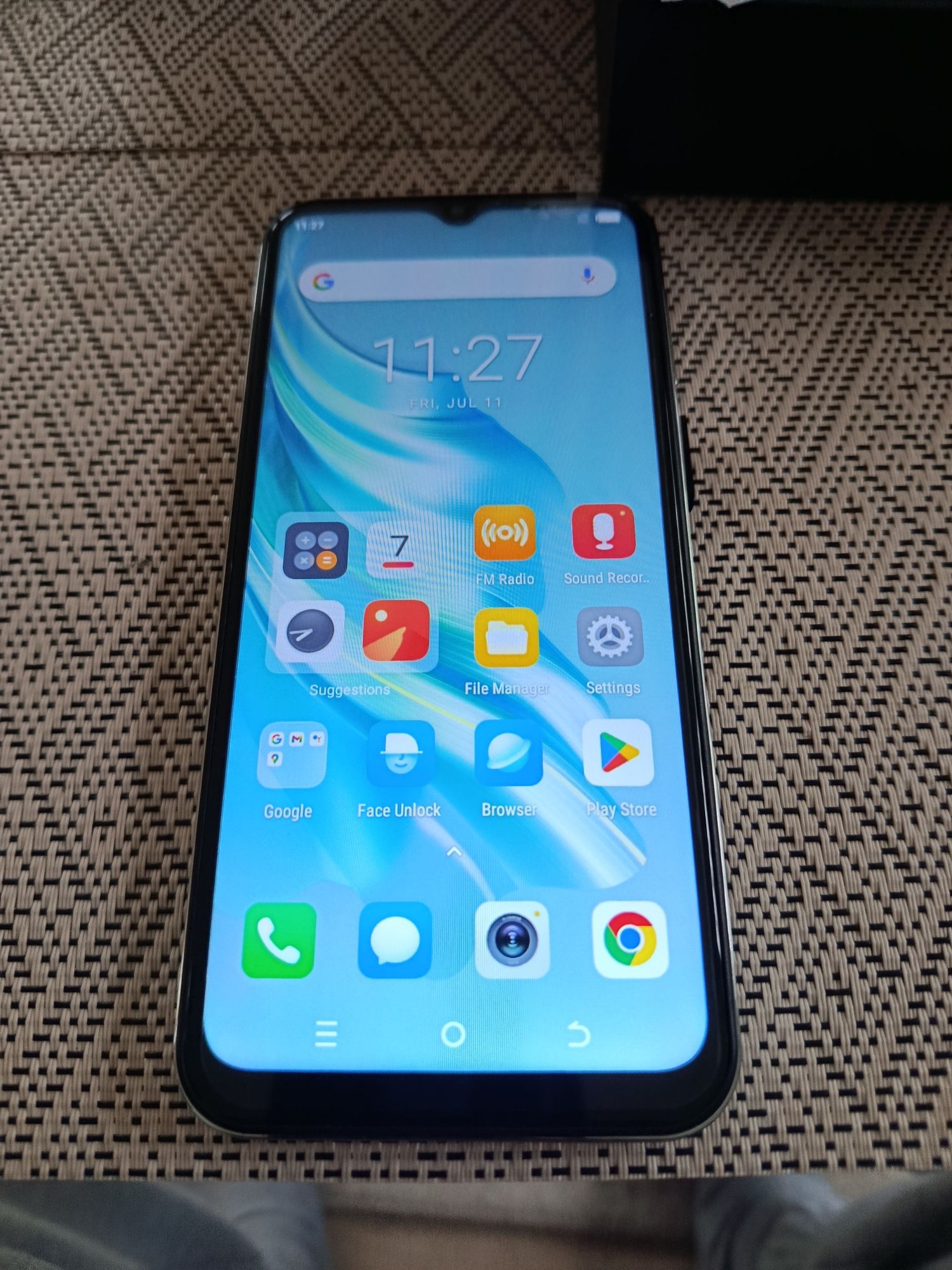Smartfon X7, 16/1Tb, NFC, Ideał