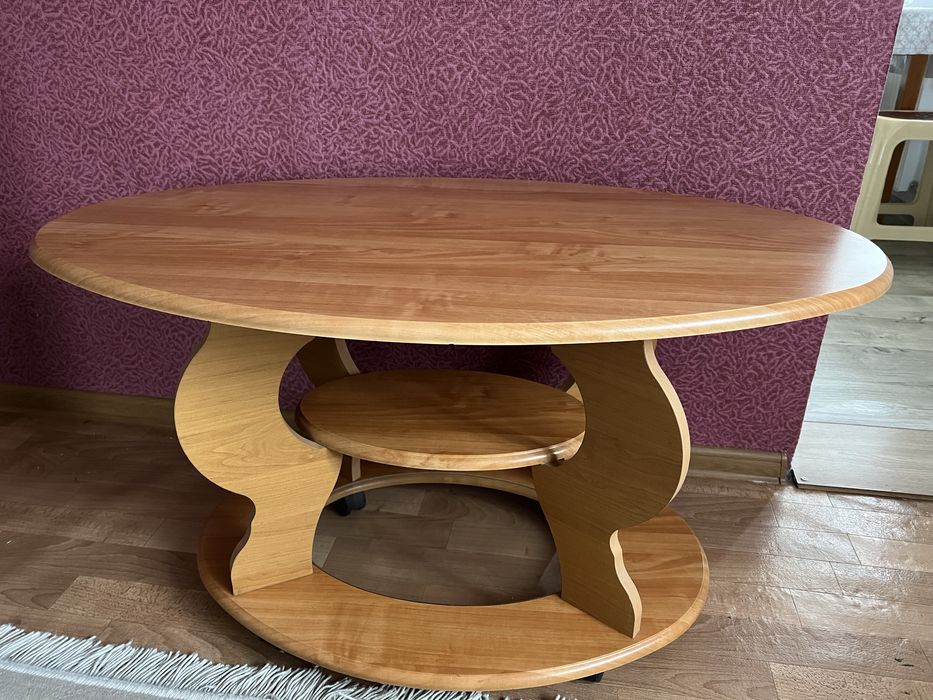 Журнальний столик