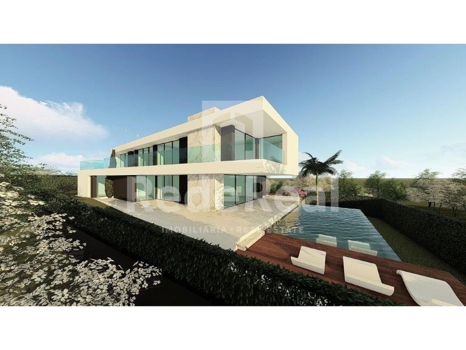 Moradia T4 em construção em Almancil