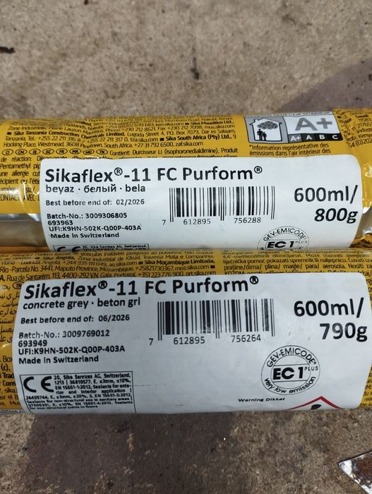 Герметик Sika серый, белый.