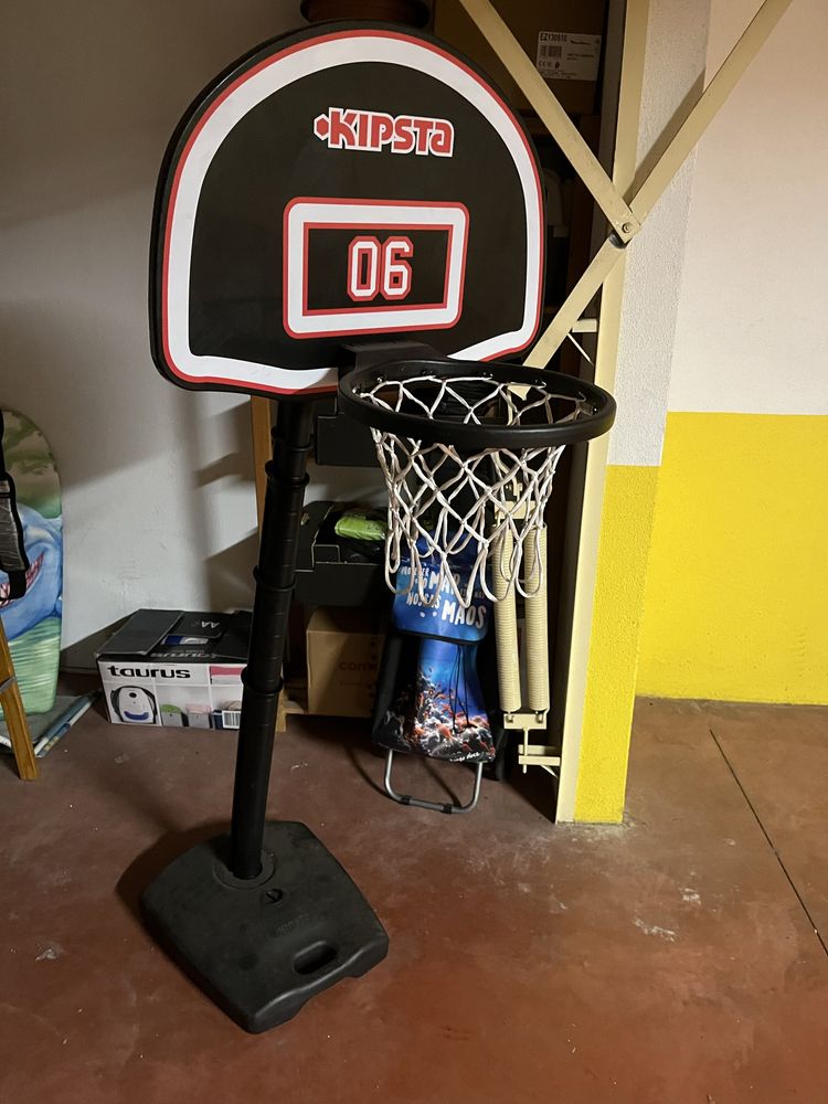 Cesto basquetebol criança