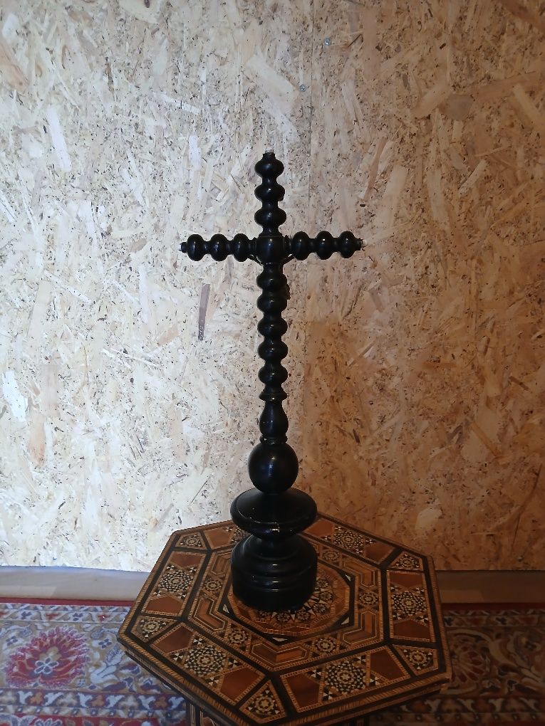 Krucyfiks XIX wiek antyk