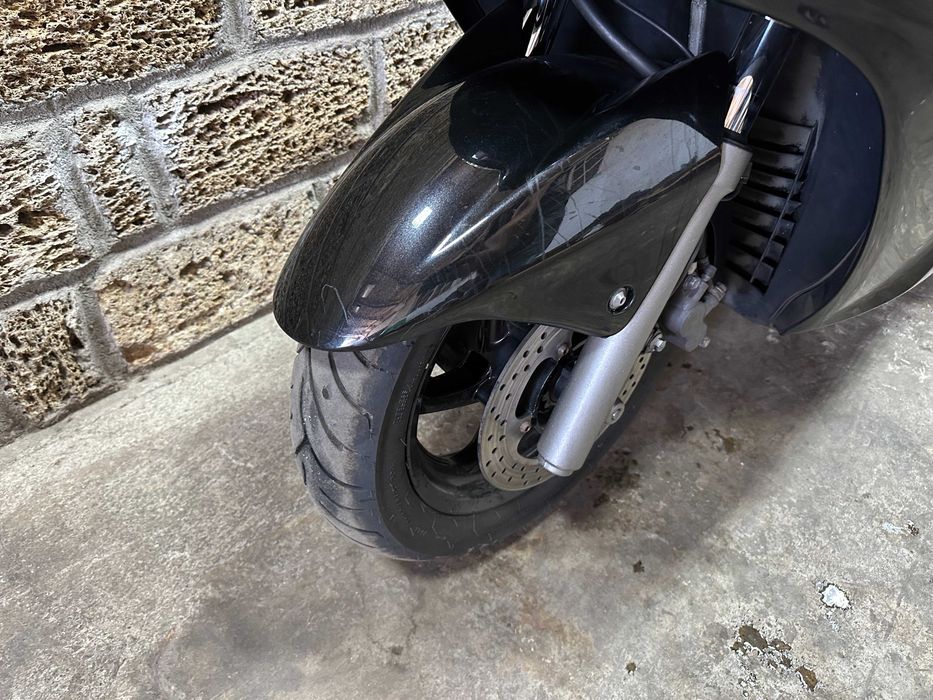 Ямаха Маджесті 400 Yamaha Majesty