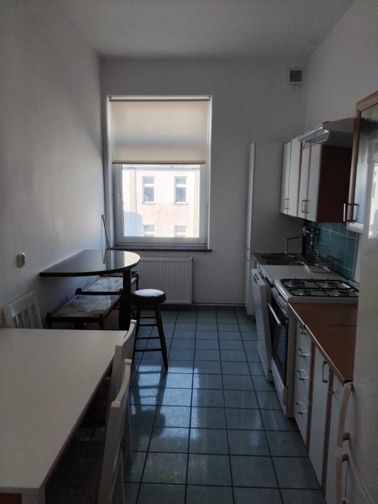 3 pokoje Piława Górna, Piastowska 54/10, 1200 zł/62m + opłaty