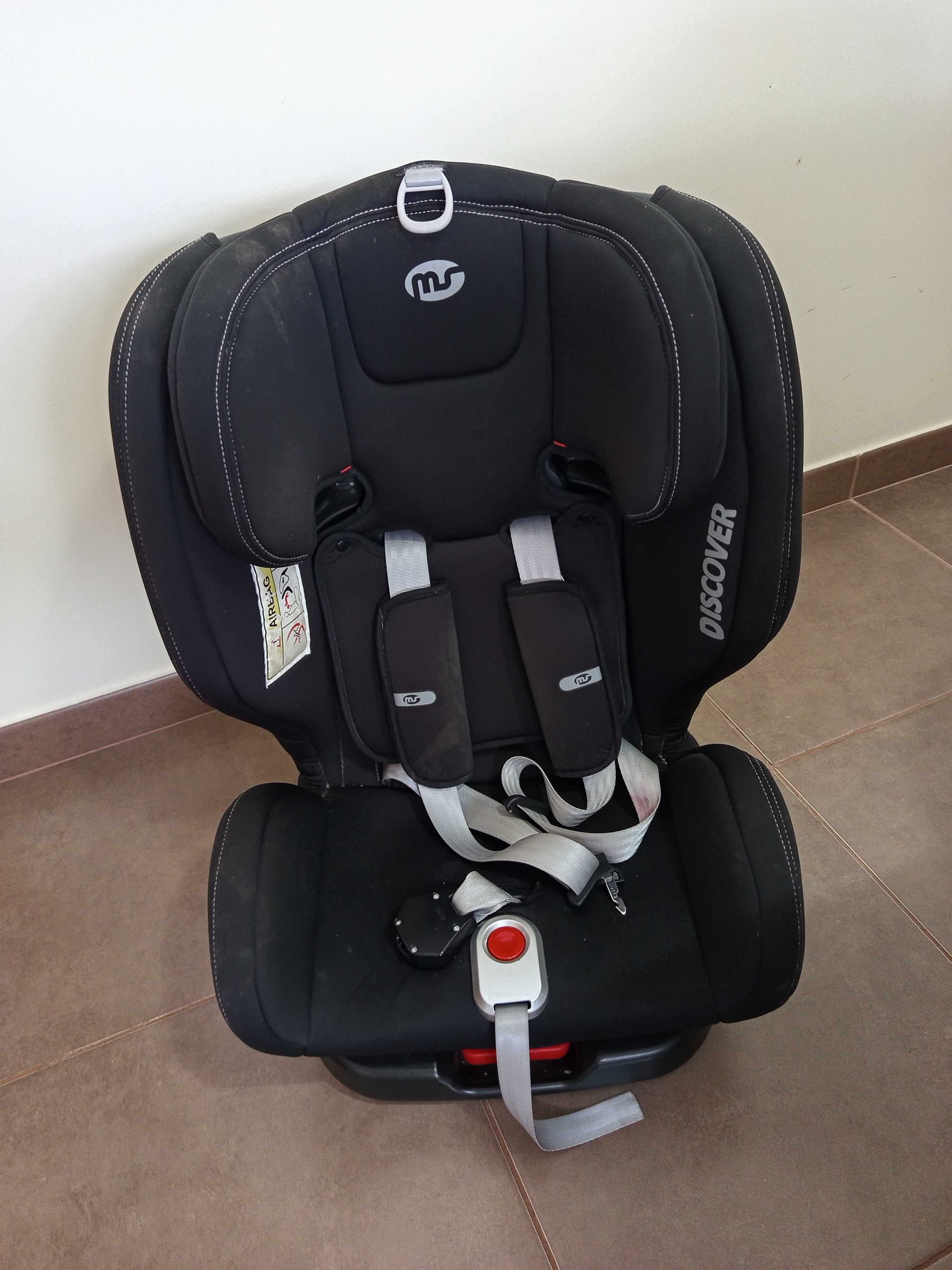 Cadeira auto de bebé rotativa