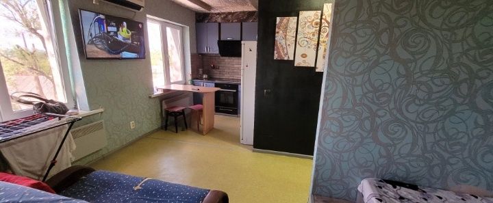 Продам 1 комнатную квартиру с ремонтом на пр. Мазепы