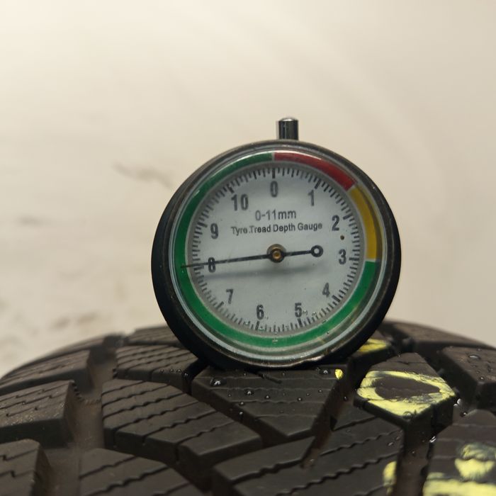 185/65R15 Uniroyal WinterExpert