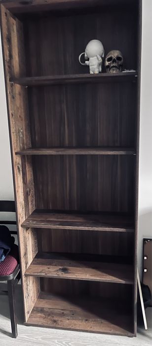 Regał z 4 półkami