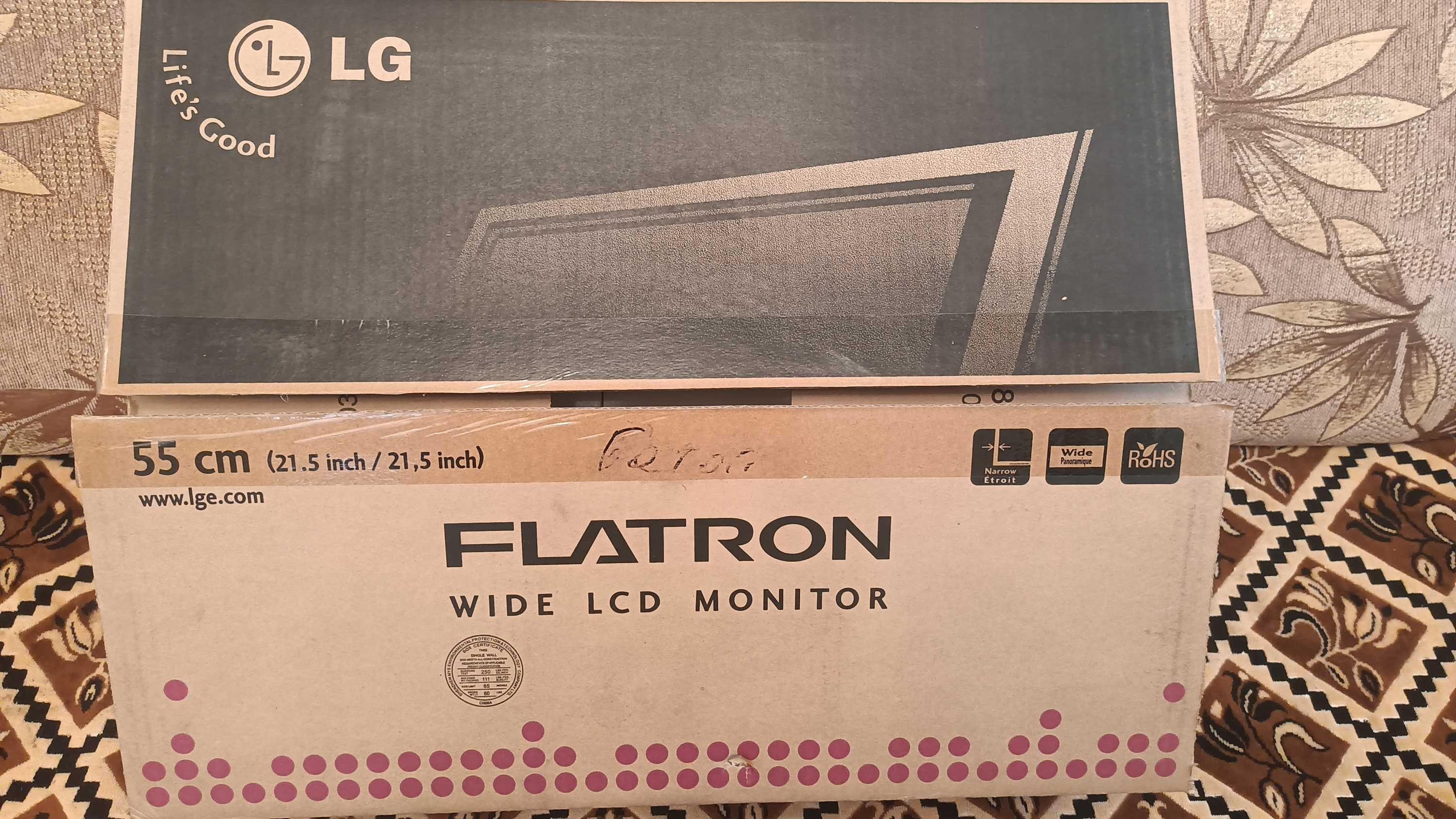 Монитор LG FLATRON W2243S-PF +Адаптер HDMI - VGA