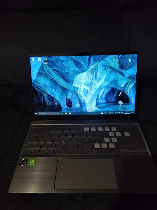 ASUS ZENBOOK 14 - Ryzen 5 5500U GeForce MX450 8/256gb bateria + de 8 H