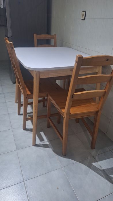 Mobilia diversa usada mas em bom estado