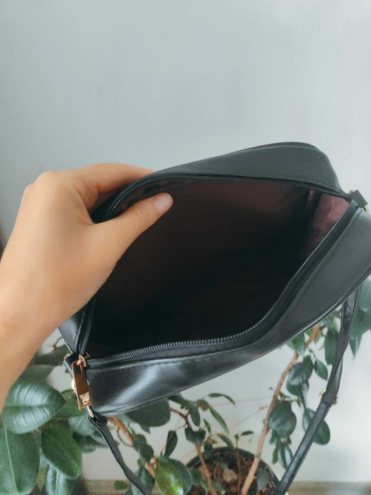 Жіноча сумочка крос-боді