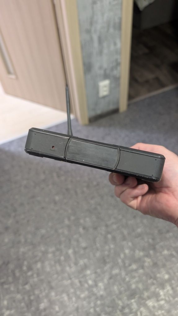 Linksys by Cisco WRP400 маршрутизатор