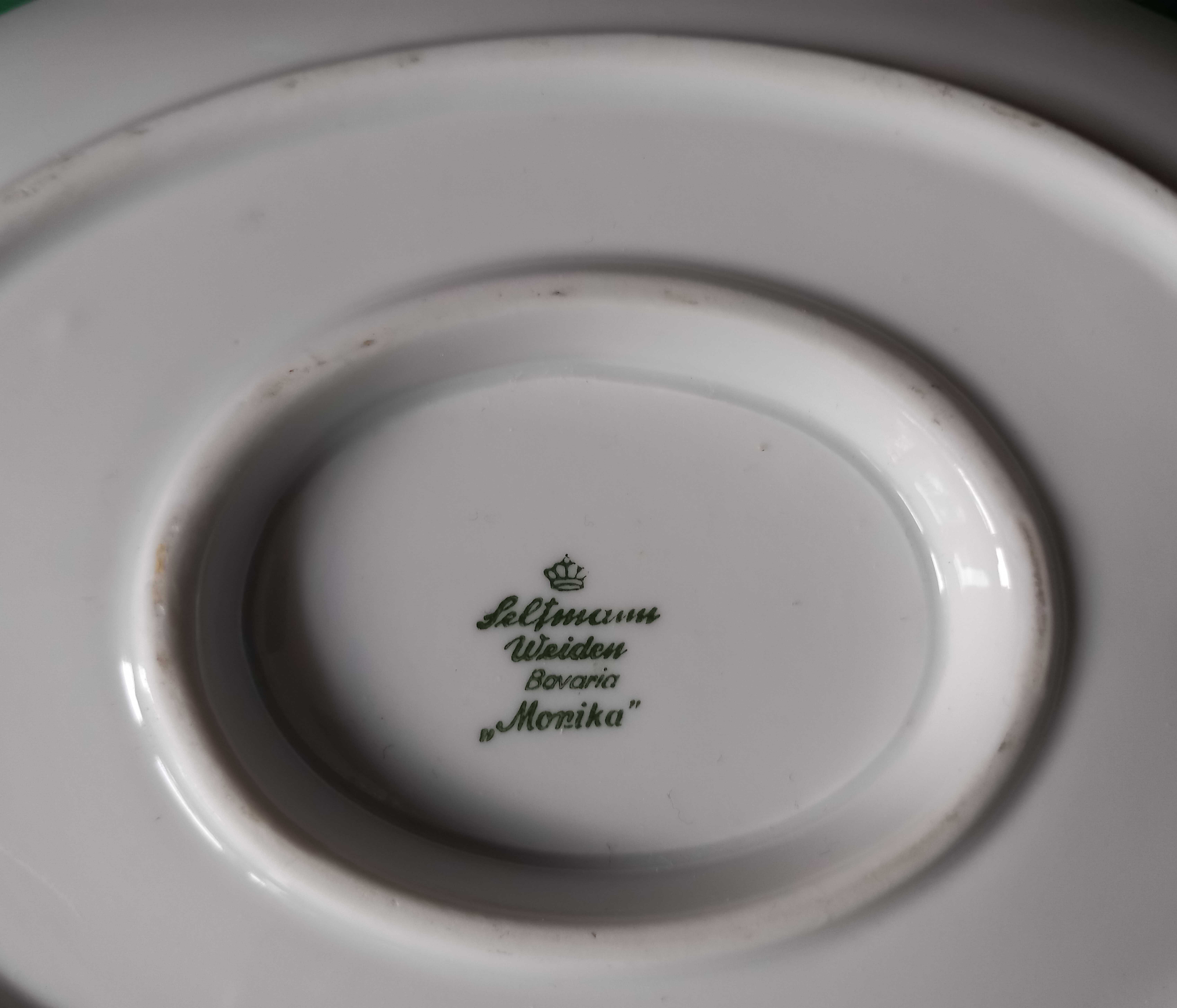 Sosjerka biała porcelana sygnatura Seltmann Weiden Bavaria "Monika"