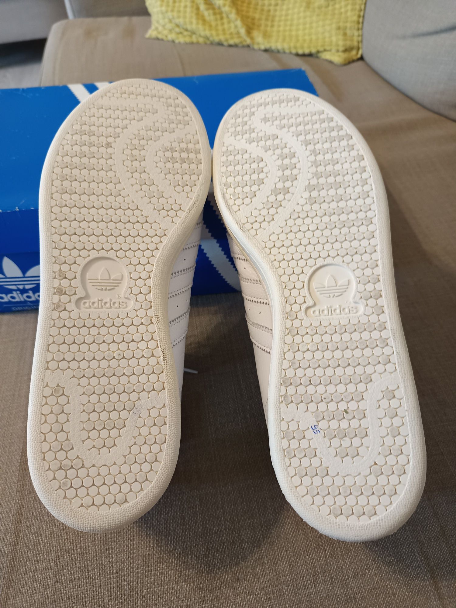 Adidas Stefanos Tsitsipas  (Stan Smith) 46