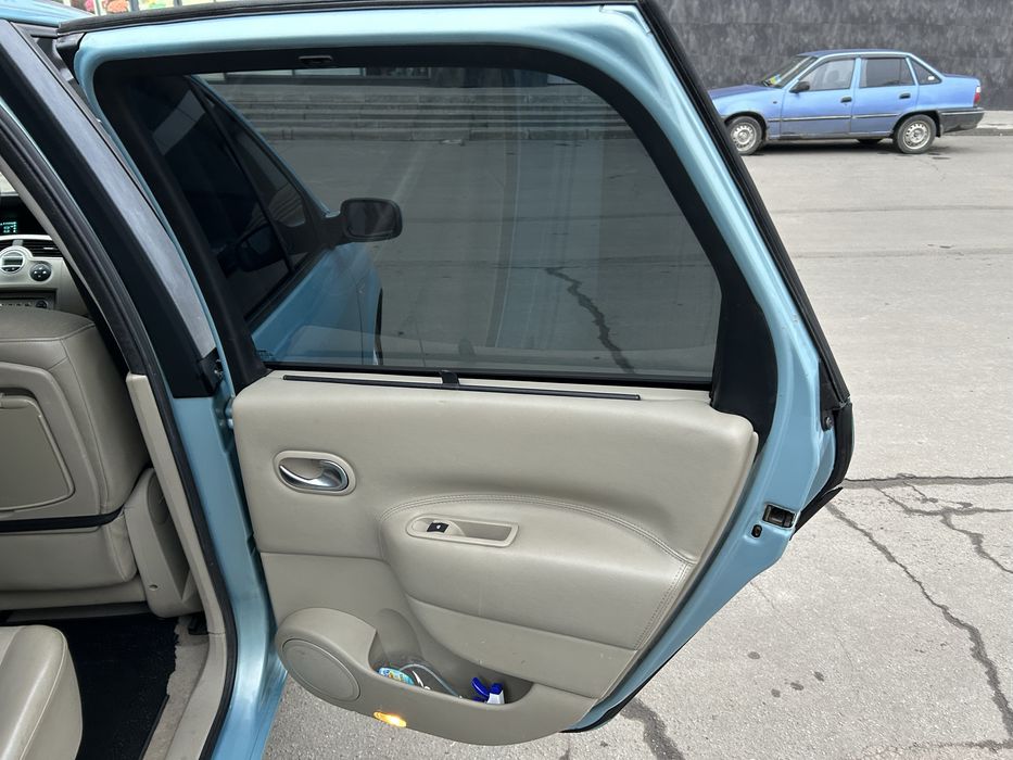 Продам RENAULT SCENIC 2006 року
