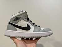 Buty Nike Air Jordan 1 Mid Light Smoke Grey r. 38,5