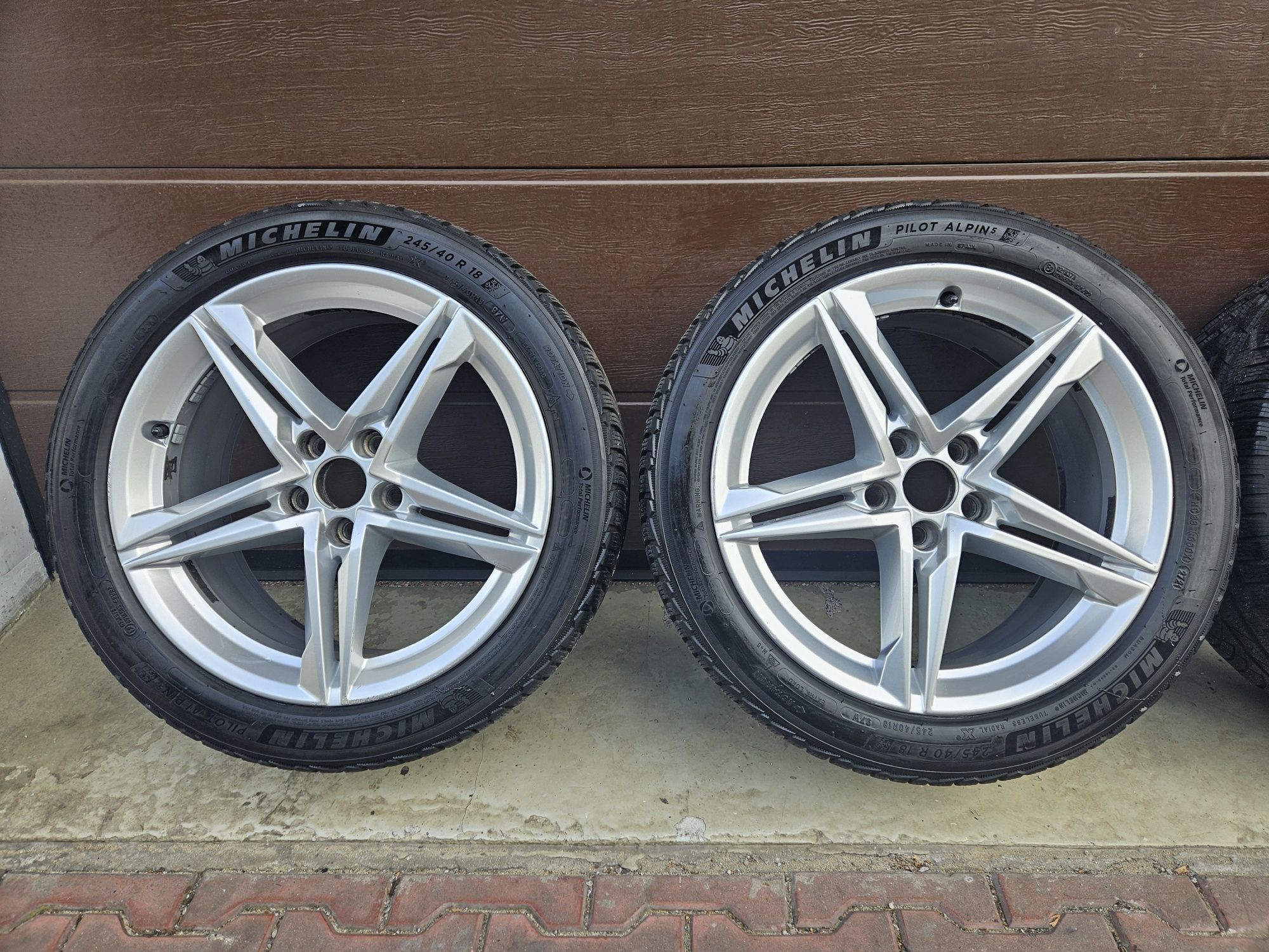 Audi S-Line A4 B8 B9 A5 A6 5x112 18" 245/40R18 koła Alufelgi