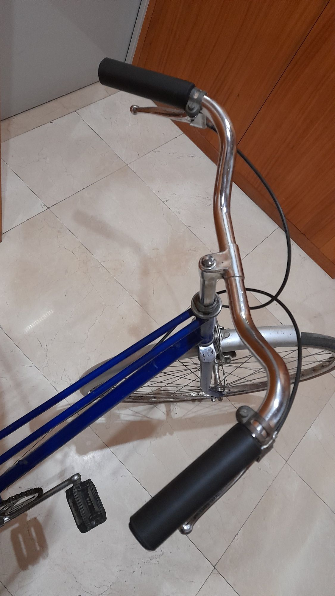 Bicicleta clássica mulher