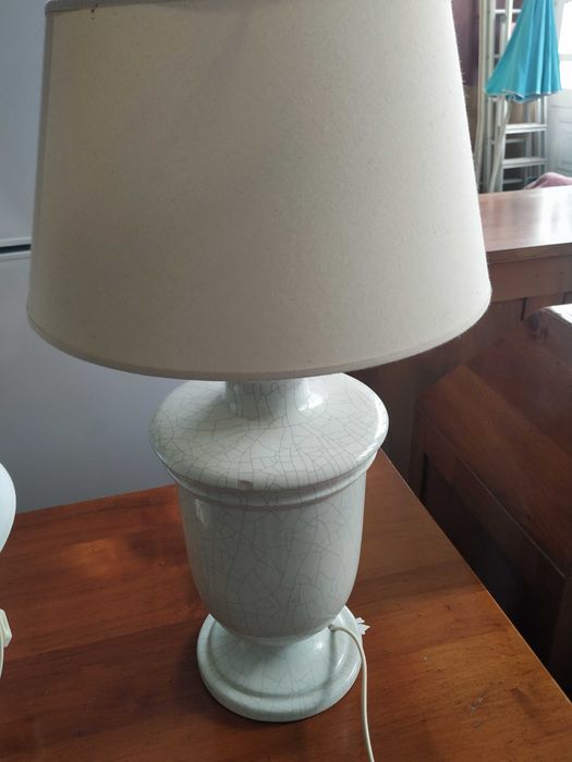 Candeeiros em bom estado