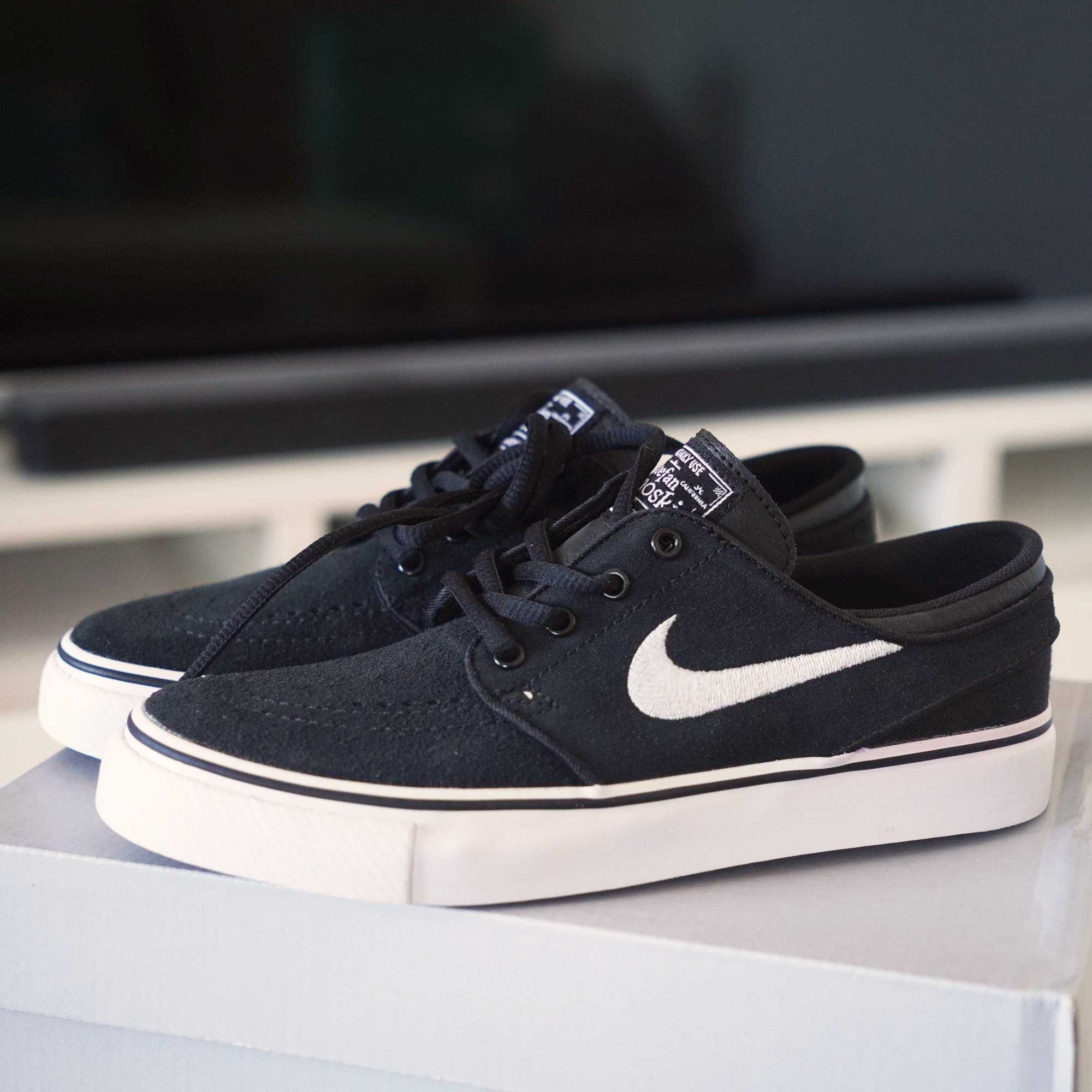 Buty NIKE SB Janoski - czarne - r. 36 - oryginalne